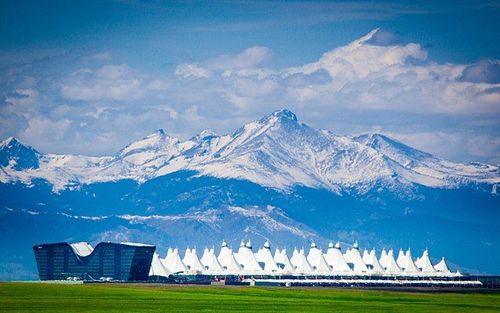 640px-DIA_Roof_and_Hotel.jpg