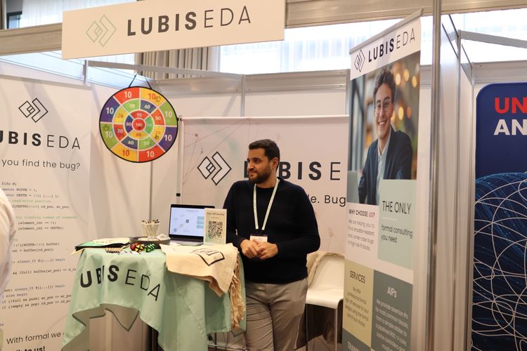 2025-10-15 Exhibition - Lubis .JPG