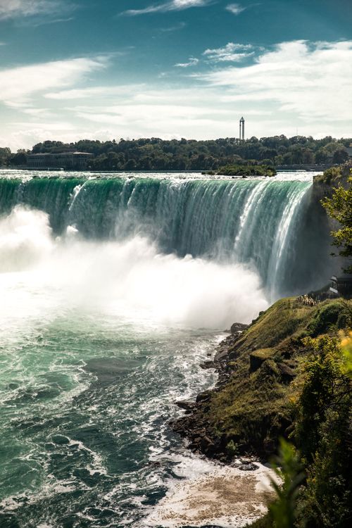 Niagara Falls by Bianca Ackermann