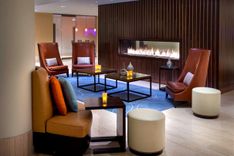 ewrap-lobby-0042-hor-clsc.jpg