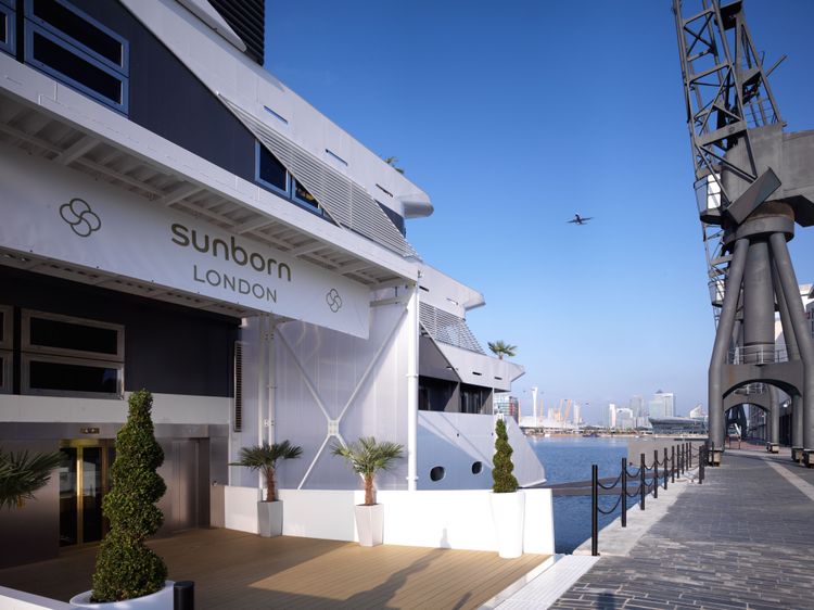 Sunborn London Hotel entrance.jpg